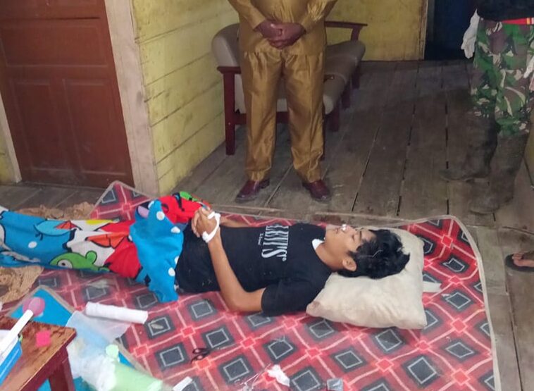 Seorang warga sipil asal Toraja, Sulawesi Selatan bernama Alexsander Parapak, yang berusia 20 tahun, menjadi korban tewas akibat serangan KKB Papua, Selasa (30/4/2024).