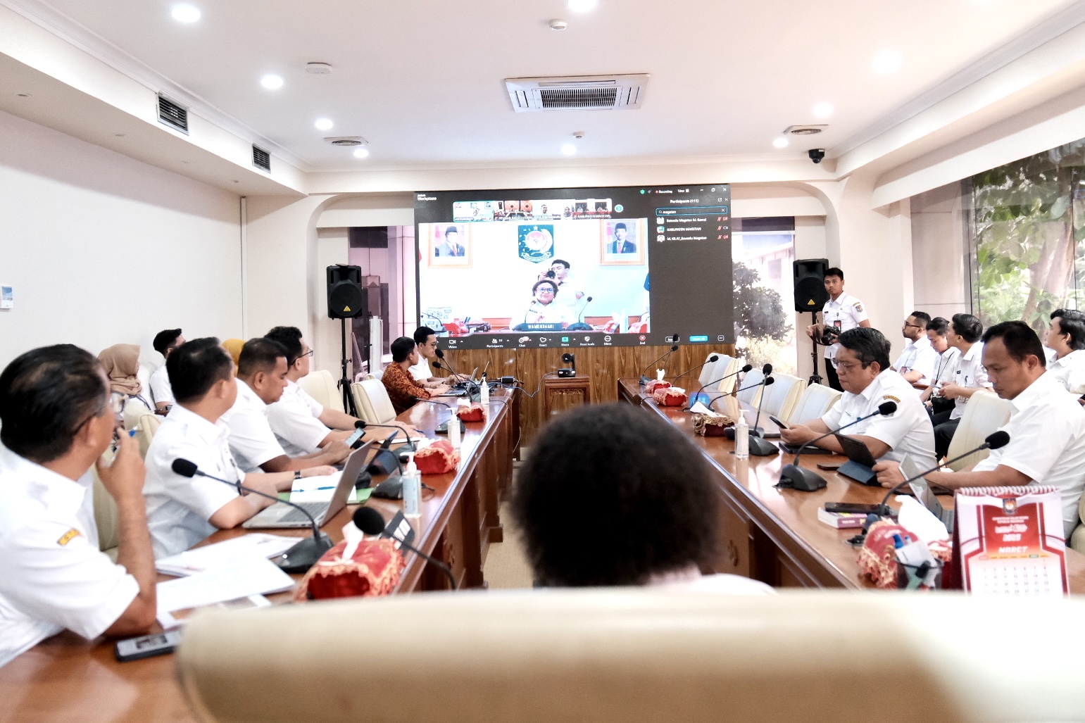 Rapat Kesiapan Pendanaan Pilkada pada Daerah yang Melaksanakan PSU secara hybrid dari Kantor Pusat Kementerian Dalam Negeri (Kemendagri), Jakarta, Rabu (5/3/2025).