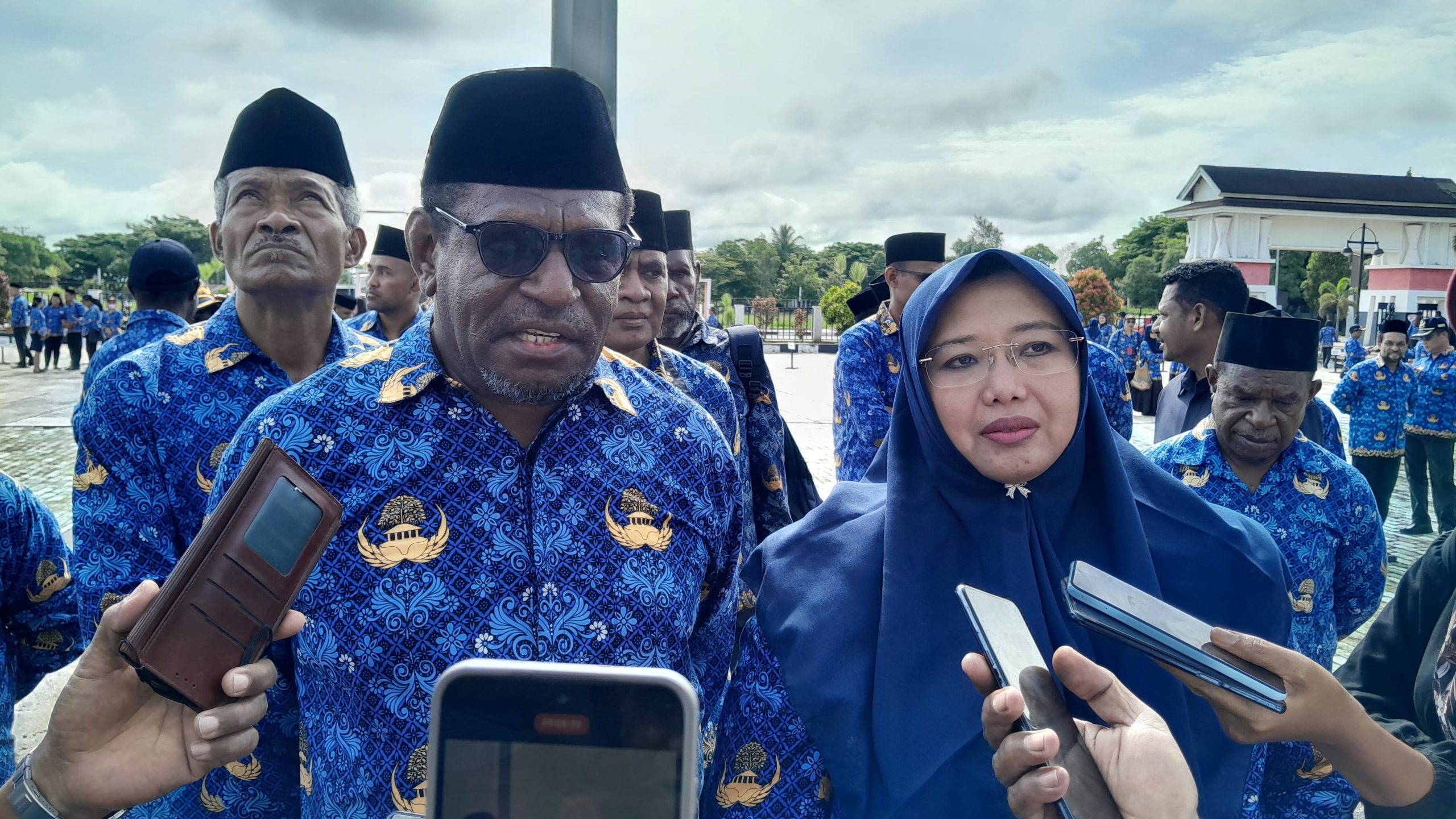 Bupati Merauke, Yoseph Gebze didampingi Wakil Bupati Fauzun Nihayah.