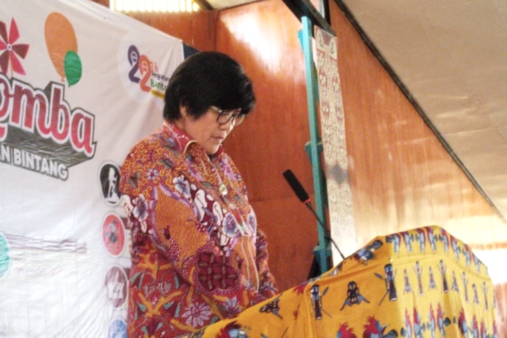 Sekretaris Daerah (Setda) Kabupaten Pegunungan Bintang, Jeni Linthin, SH, M.Si.
