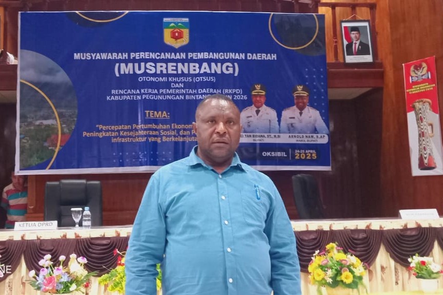 Kepala Bapperida Pegubin, Yance Tapyor.