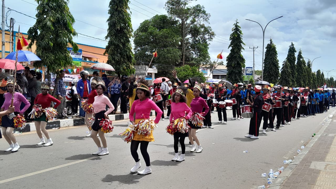 Karnaval sambut HUT Ke-80 Republik Indonesia di Merauke, Papua Selatan. Foto : Jamal/Bataspapua.com.