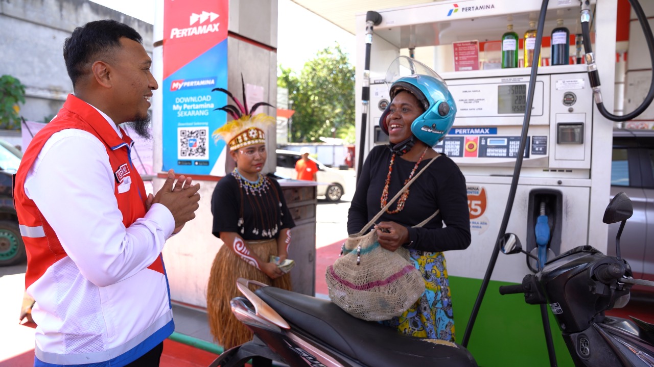 Hari Ulang Tahun (HUT) Kemerdekaan ke-80 Republik Indonesia (RI), Pertamina Patra Niaga menggelar kegiatan “Sapa Pelanggan”