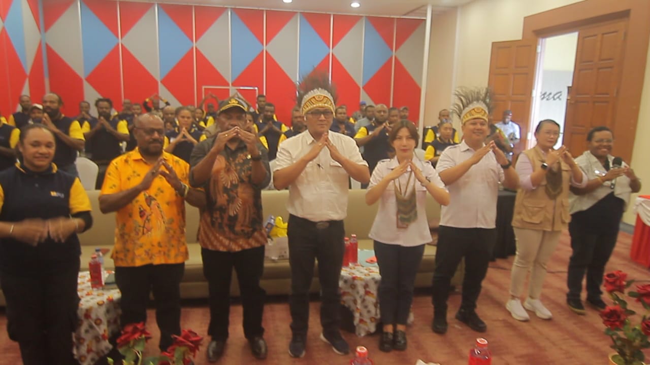 Uji sertifikasi tenaga kerja konstruksi terampil program vokasi provinsi papua pegunungan, di Hotel Baliem Pilamo, Wamena Papua Pegunungan.