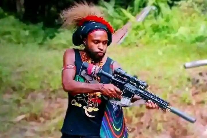 Sosok KKB Penihas Heluka, atau yang lebih dikenal dengan sebutan “Kopi Tua Heluka”.