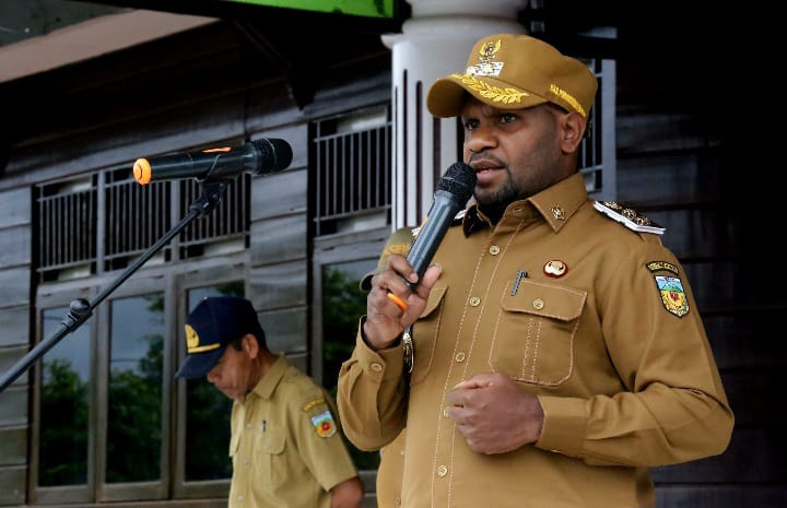 Wakil Bupati Pegunungan Bintang, Arnold Nam, S.AP. Foto : Aquino Ningdana/Bataspapua.com