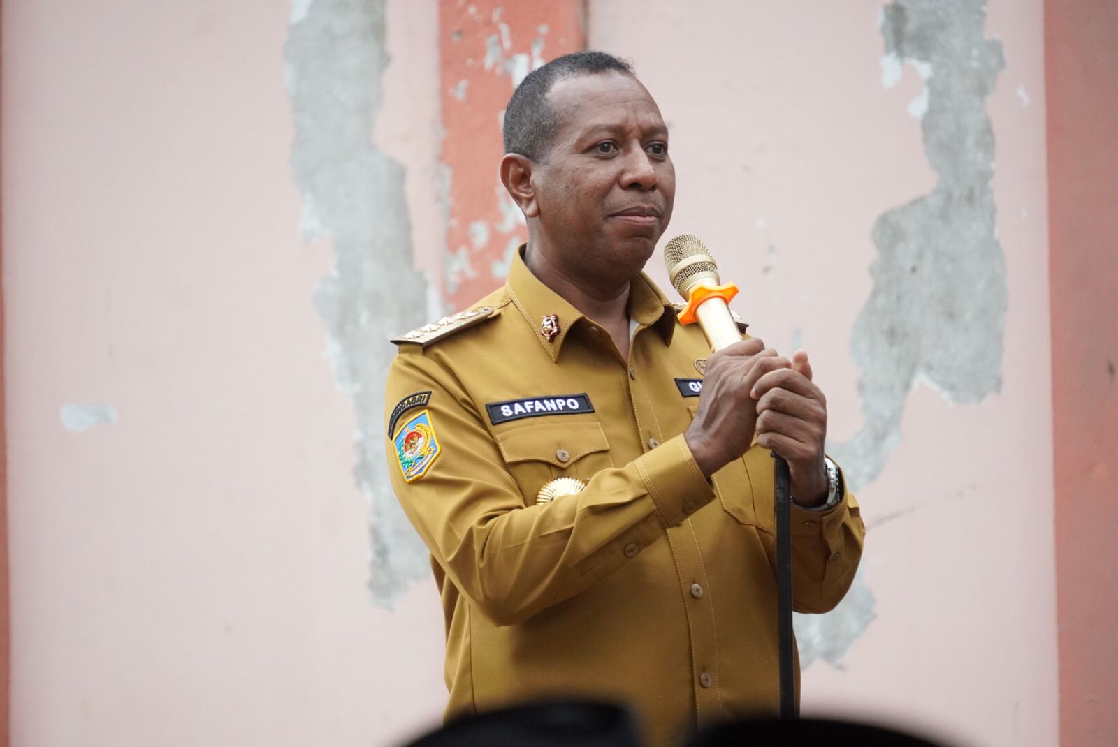 Gubernur Papua Selatan. Apolo Safanpo. Foto: Istimewa