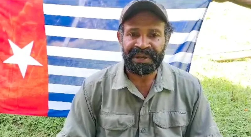 Sosok Sebby Sambon, Pria Yang Mengaku Diri Sebagai Juru Bicara TPNPB-OPM.