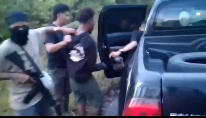 Satuan Tugas Operasi Damai Cartenz berhasil menangkap seorang narapidana yang sebelumnya melarikan diri dari Lapas Klas IIB Wamena. Penangkapan dilakukan di Kompleks Perumahan Ekselon II, Distrik Dekai, Kabupaten Yahukimo, pada Senin (16/3) sekitar pukul 17.50 WIT.