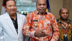 Gubernur Papua Matius D. Fakhiri. Foto: Istimewa