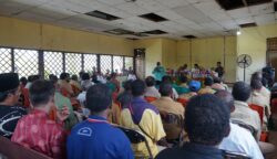 Wakil Gubernur Paskalis Imadawa di pedalaman dalam rangka Safari Ramadan 1447 Hijriah di Kampung Yagatsu, Distrik Haju, Kabupaten Mappi, Senin (9/3/2026).