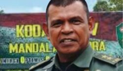 Mayjen TNI Frits Wilem Rizard Pelamonia,S.E.