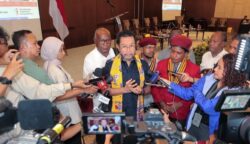 Wakil Ketua DPD RI Yorrys Raweyai menegaskan, DPD RI dalam Keterangan Pers saat menanggapi polemik film dokumenter Pesta Babi-Kolonialisme di Zaman Kita, Kamis (28/5/2026).