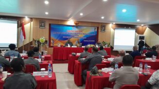 Rapat kerja Majelis Rakyat Papua (MRP) Provinsi Papua Selatan bersama Gubernur Papua Selatan. Foto: Jamal/Bataspapua.com