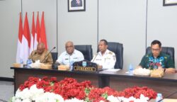 Rapat pembahasan rencana pengembangan lahan perkebunan sawit milik PT IJS di kantor gubernur Papua Selatan, Kamis (21/5/2026). Foto: Humas PPS/Bataspapua.com