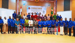 Ketua Majelis Rakyat Papua (MRP) Provinsi Papua Selatan, Damianus Katayu, saat menjadi narasumber dalam Seminar Ilmiah yang diselenggarakan Ikatan Dosen Asli Papua Selatan (IDAPS), Senin (15/6/2026). Foto: Bataspapua.com/Jam's