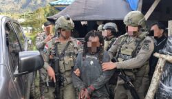 EK diamankan saat personel Satgas Operasi Damai Cartenz di kawasan pemukiman warga Kampung Bilogai, Distrik Sugapa, Kabupaten Intan Jaya, Sabtu (30/05/2026) sekitar pukul 09.30 WIT.