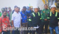 Bupati Spei Yan Bidana menegaskan bahwa pembangunan infrastruktur jalan dan jembatan menjadi salah satu prioritas utama pemerintah daerah karena memiliki dampak langsung terhadap peningkatan kesejahteraan masyarakat. Foto: Ist