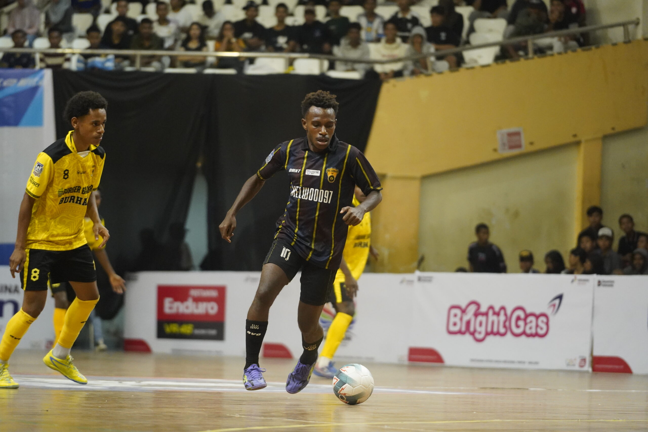 Kompetisi yang diikuti 16 tim futsal tingkat SMA dari Kota Jayapura dan sekitarnya ini berlangsung selama tiga hari, 23–25 Juli 2026, di GOR Cenderawasih, Jayapura. Foto: Bataspapua.com/Ist