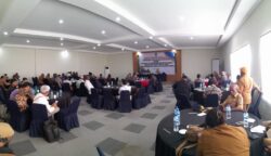 Majelis Rakyat Papua (MRP) Provinsi Papua Selatan menggelar Rapat Dengar Pendapat (RDP) bersama masyarakat adat Suku Marori Meng.Ngge Namla Kampung Wasur serta instansi terkait guna membahas pelaksanaan Program Cetak Sawah Rakyat (CSR) seluas 400 hektare di Kampung Wasur, Kabupaten Merauke, Senin (20/7/2026). Foto: Bataspapua.com/Jamal