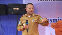 Bupati Pegunungan Bintang Spei Yan Bidana. Foto: Bataspapua.com/Aquino Ningdana