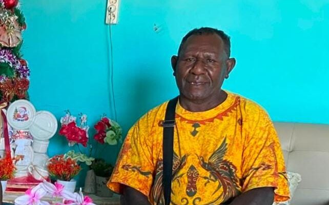 Ketua Lembaga Masyarakat Adat (LMA) Kabupaten Merauke, Frederikus Mahuze. Foto: Bataspapua.com/Ist
