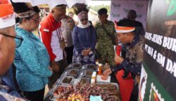 PT Bio Inti Agrindo (BIA) turut berpartisipasi dalam Pameran Pembangunan dan Potensi Kampung yang digelar di halaman Kantor Distrik Ulilin, Kabupaten Merauke, Sabtu (1/8/2026). Foto: Bataspapua.com/Ist