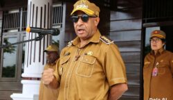 Bupati Pegunungan Bintang Spei Yan Bidana. Foto: Bataspapua.com/Ist