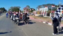Wakil Bupati Merauke Fauzun Nihayah, melepas rombongan touring Merauke-Boven Digoel. Foto: Bataspapua.com/Jam's