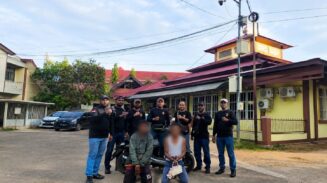 Satuan Reserse Kriminal (Sat Reskrim) Polres Merauke berhasil mengungkap kasus dugaan pencurian dengan kekerasan (curas) yang terjadi di wilayah Kabupaten Merauke. Dua orang terduga pelaku berhasil diamankan, salah satunya masih berstatus pelajar. Foto: Bataspapua.com/Ist