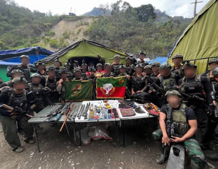 Pasukan Satgas Koops TNI Habema