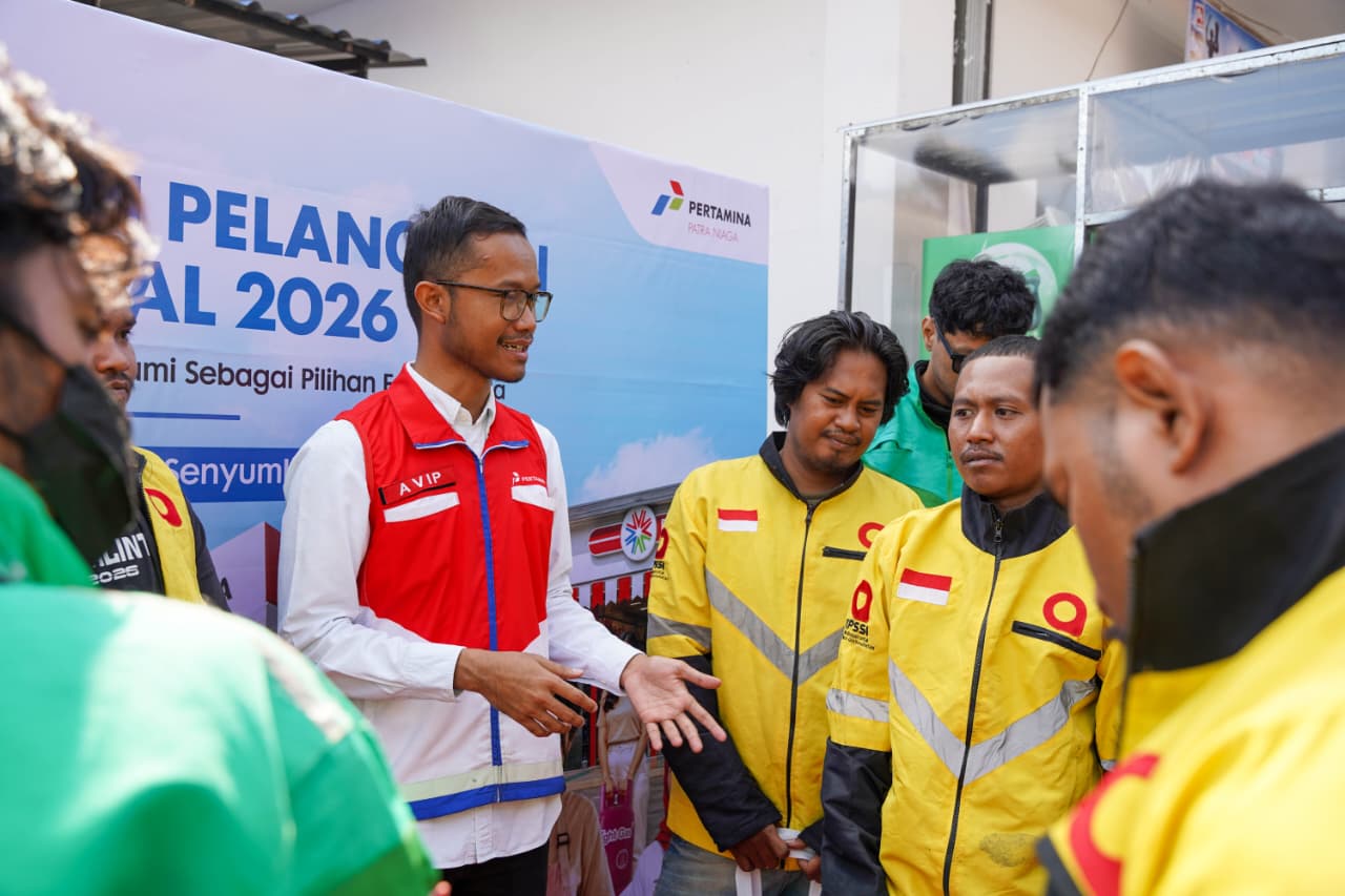 Serentak pada tanggal 4 September, aktivitas sapa pelanggan dan interaksi langsung dengan pelanggan dilakukan di 12 kota atau kabupaten diantaranya di Ternate, Halmahera Utara, Ambon, Buru, Sorong, Manokwari, Nabire, Timika, Merauke, Jayawijaya, Biak, dan Jayapura. Foto: Bataspapua.com/Ist