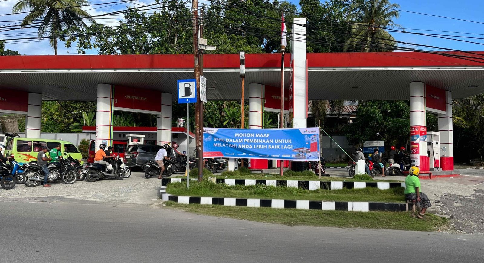 Sepanjang Januari hingga Agustus 2026, Pertamina Patra Niaga telah melakukan pembinaan terhadap 19 Stasiun Pengisian Bahan Bakar Umum (SPBU) yang tersebar di sejumlah wilayah Papua dan Maluku. Foto: Bataspapua.com/Ist